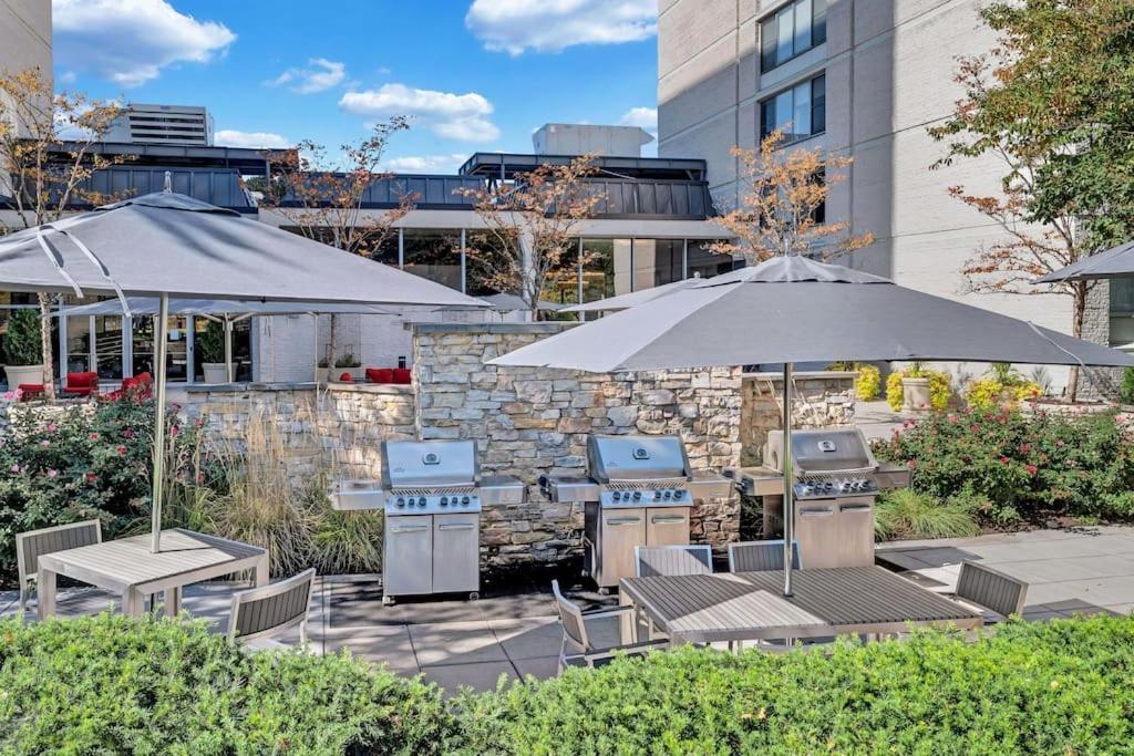 Style And Convenience Apartment At Crystal City Arlington Dış mekan fotoğraf