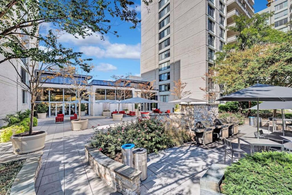 Style And Convenience Apartment At Crystal City Arlington Dış mekan fotoğraf